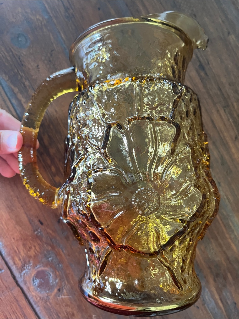 Vintage Amber Anchor Hocking Pitcher with 4 Matching Juice Glasses - Picture 4 of 8